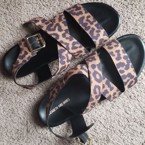New leopard print 9.5 sandals